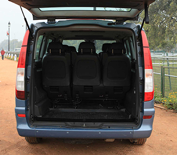 Mercedes Viano boot space