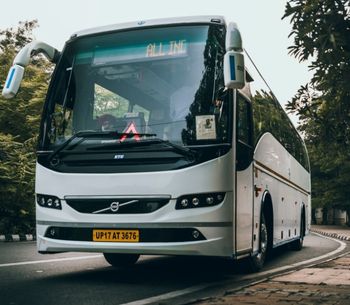 Volvo Coach front view