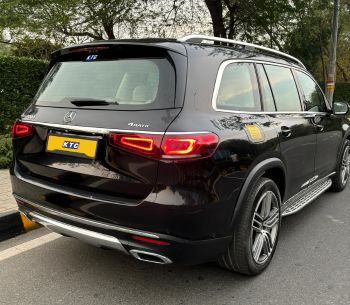 Mercedes GLS Side rear view