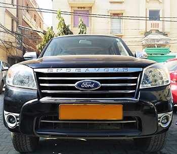 Ford Endeavour front view