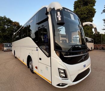 Volvo Coach front view